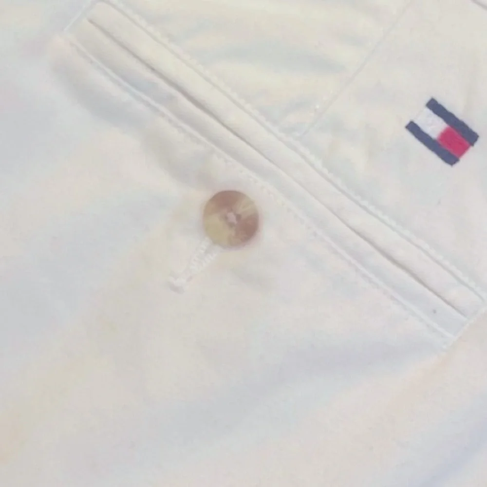 High Waisted Shorts Mom Style Pleated Front White Vintage Tommy Hilfiger Size 10